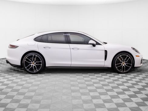 Used 2021 Porsche Panamera 4 w/ Premium Package AWD/4WD image 7