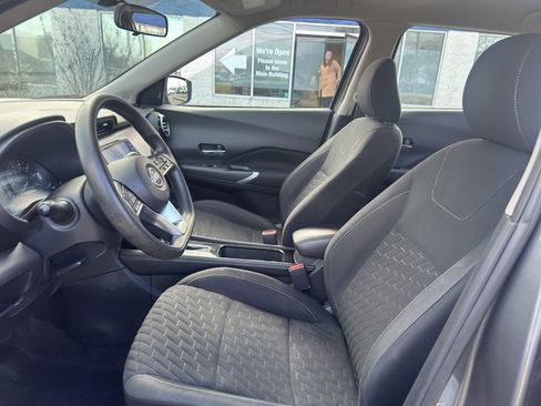 Used 2023 Nissan Kicks SV image 15