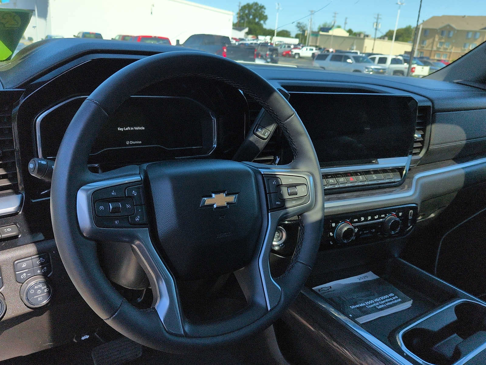 Used 2025 Chevrolet Silverado 2500 LTZ w/ LTZ Premium Package AWD/4WD image 14
