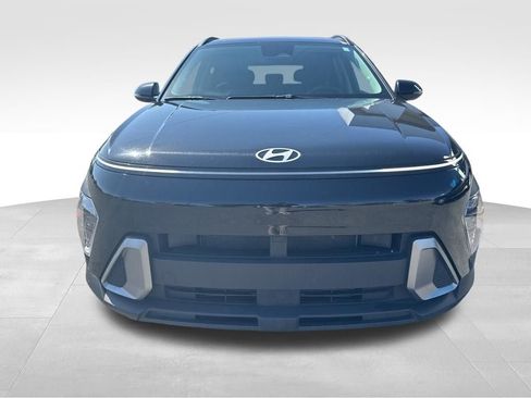 Used 2025 Hyundai Kona SEL FWD image 5