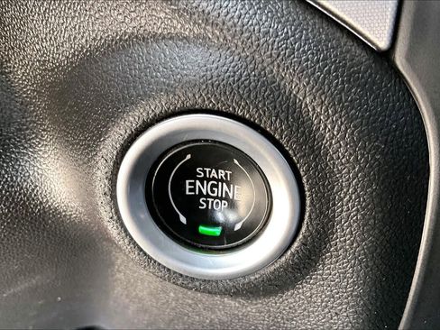 Used 2021 GMC Sierra 1500 SLT RWD image 29