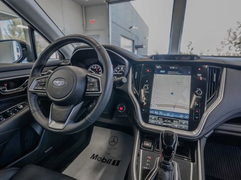 Used 2025 Subaru Outback Limited image 19