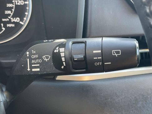 Used 2022 Mitsubishi Outlander SE AWD/4WD image 25