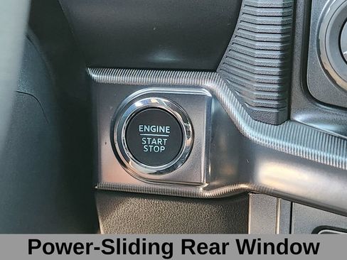 Used 2025 Ford F150 Lariat w/ Equipment Group 502A High AWD/4WD image 30