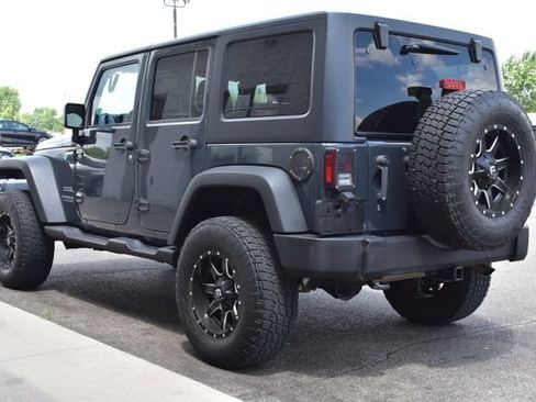 Used 2017 Jeep Wrangler Unlimited Sport w/ Quick Order Package 24S AWD/4WD image 12