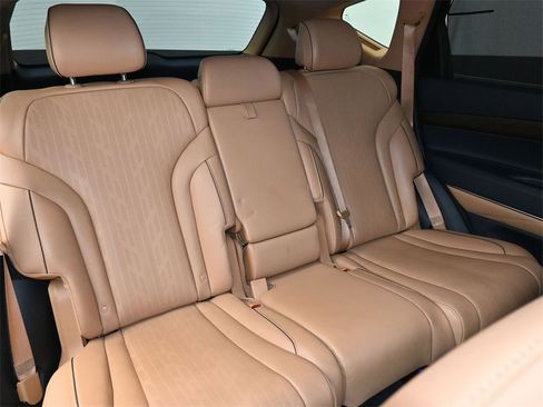 Used 2024 Genesis GV80 3.5T w/ Advanced Package image 16