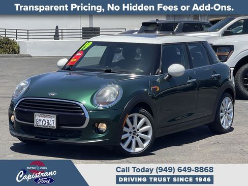 Used 2019 MINI Cooper 4-Door Hardtop FWD image 1