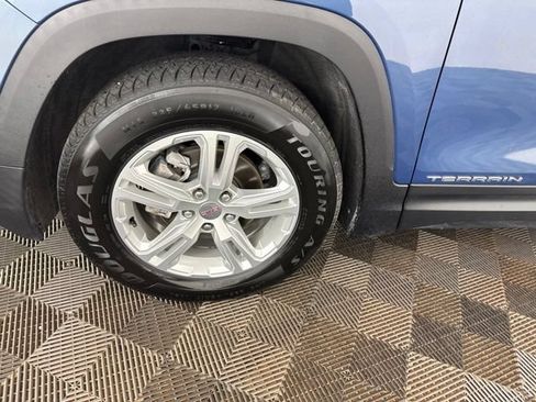 Used 2024 GMC Terrain SLE w/ Driver Convenience Package FWD image 26