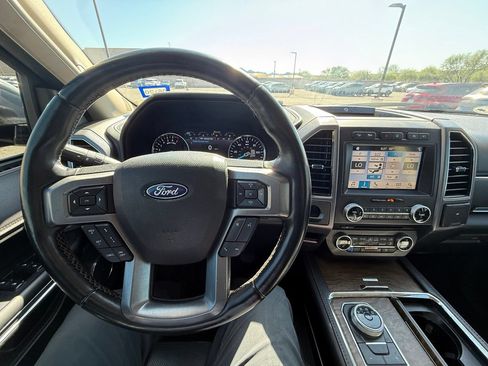 Used 2018 Ford Expedition Platinum AWD/4WD image 22