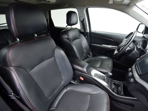 Used 2019 Dodge Journey GT AWD/4WD image 13