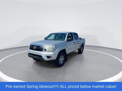 Used 2013 Toyota Tacoma 4x4 Double Cab w/ SR5 Pkg image 4