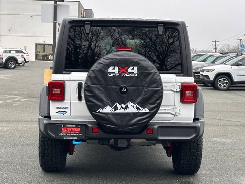 Used 2024 Jeep Wrangler Unlimited Rubicon 4xe w/ Convenience Group image 7