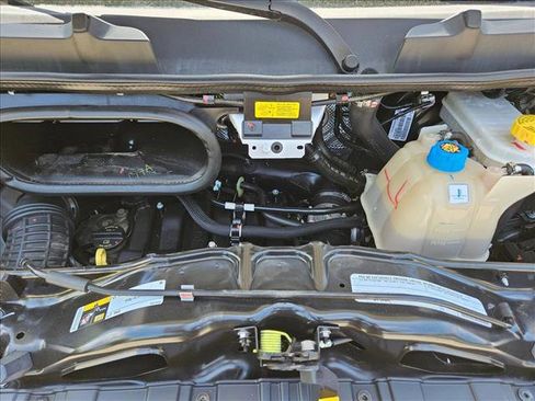 Used 2024 RAM ProMaster 2500 w/ Convenience Group FWD image 21