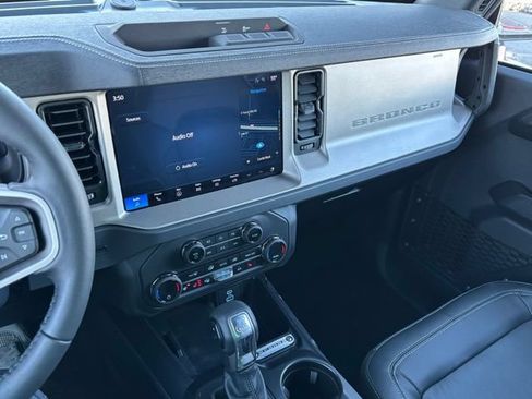 New 2025 Ford Bronco Outer Banks AWD/4WD image 35