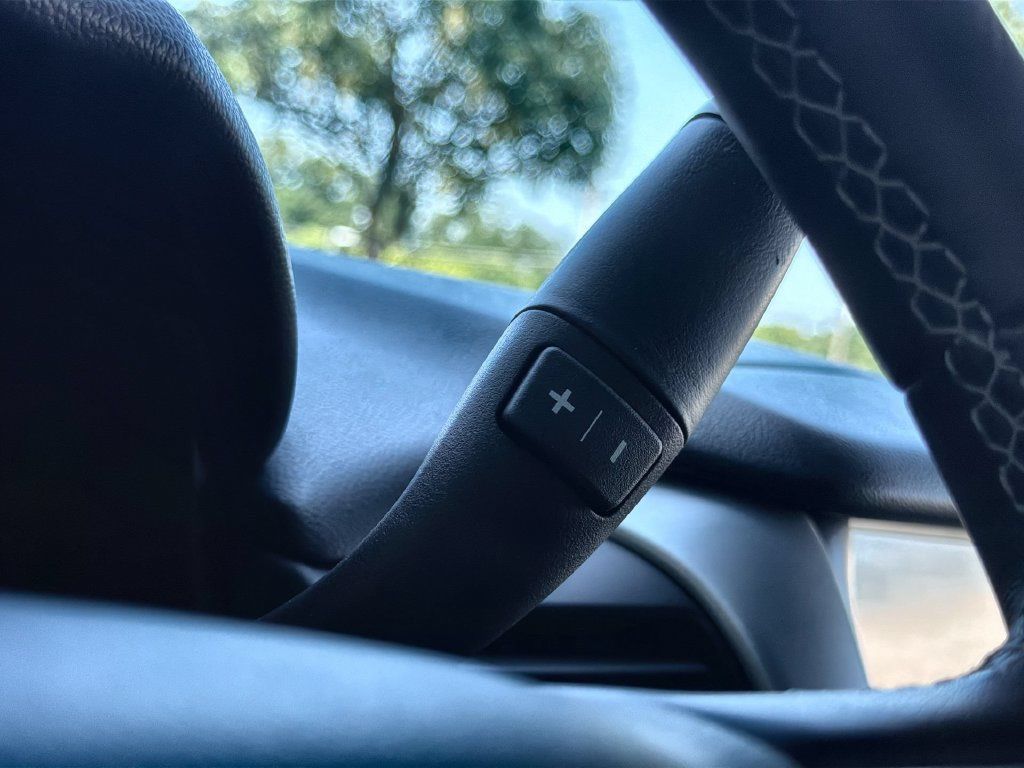 Used 2019 GMC Yukon SLT AWD/4WD image 29
