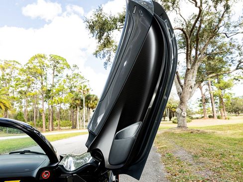 Used 2021 McLaren Elva RWD image 99