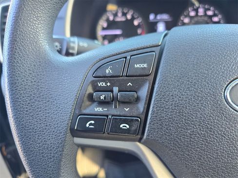 Used 2019 Hyundai Tucson SE image 22