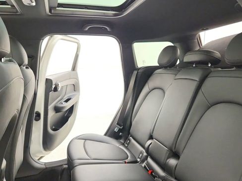 Used 2023 MINI Cooper Countryman S w/ Premium Package image 29