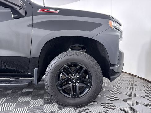 Used 2021 Chevrolet Silverado 1500 LT Trail Boss AWD/4WD image 18
