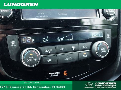 Used 2017 Nissan Rogue SV w/ SV Premium Package AWD/4WD image 19