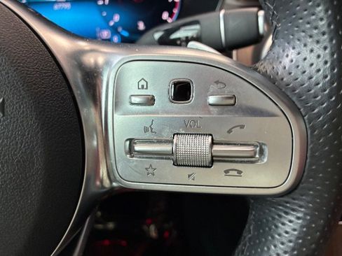 Used 2019 Mercedes-Benz C 300 4MATIC Sedan image 19