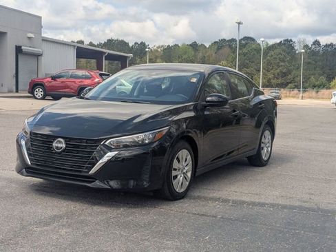 Used 2025 Nissan Sentra S image 7