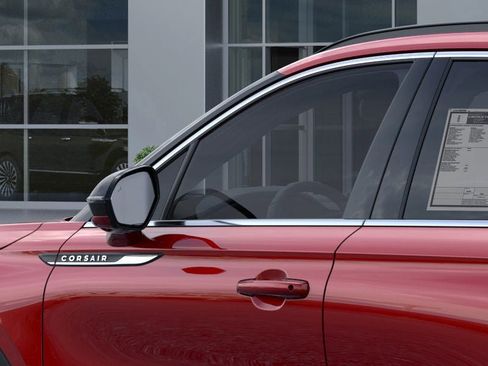 New 2026 Lincoln Corsair Premiere image 20
