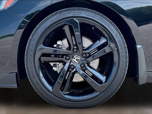 Used 2021 Honda Accord Sport image 29