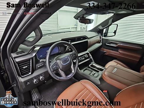 Used 2025 GMC Sierra 2500 Denali Ultimate w/ Max Trailering Package AWD/4WD image 11