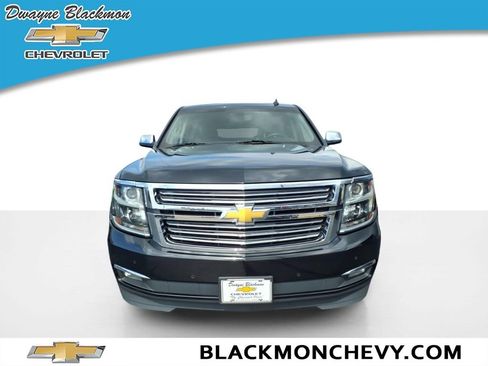 Used 2020 Chevrolet Suburban Premier AWD/4WD image 8