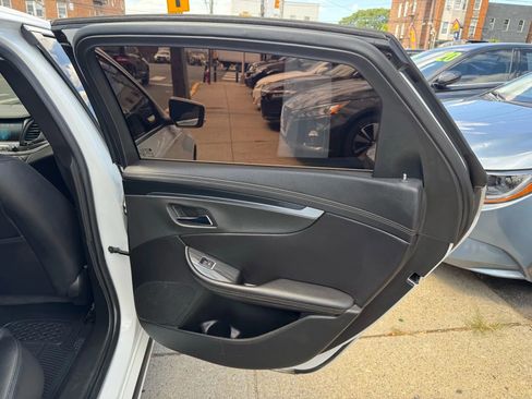 Used 2019 Chevrolet Impala LT image 18