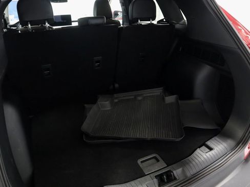 Certified 2025 Ford Escape Platinum w/ Class II Trailer Tow Package AWD/4WD image 16