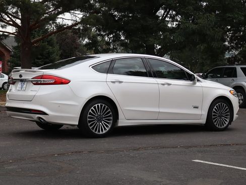 Used 2017 Ford Fusion Energi Titanium FWD image 5