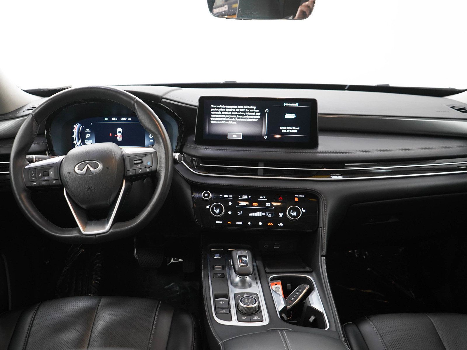 Used 2025 INFINITI QX60 Luxe AWD/4WD image 18
