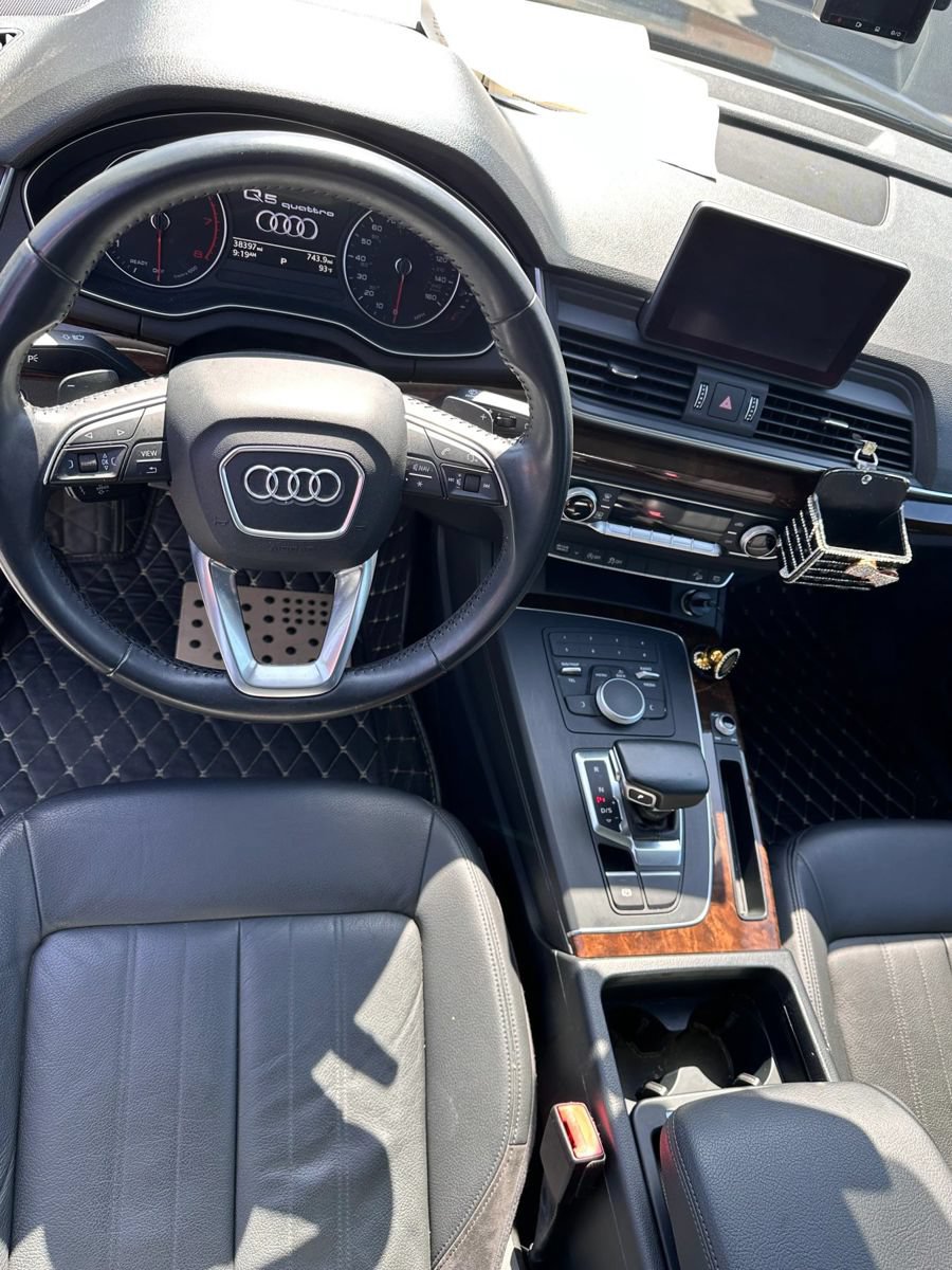 Used 2018 Audi Q5 2.0T Premium AWD/4WD image 4