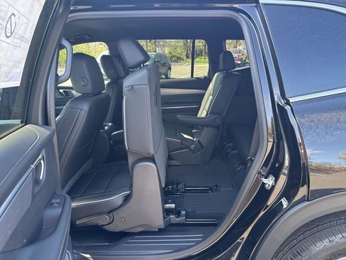 New 2026 Buick Enclave Preferred w/ Power Package AWD/4WD image 51