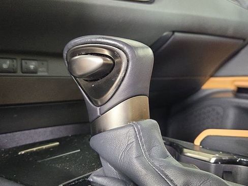 Used 2023 Lexus ES 350 w/ Premium Package image 23