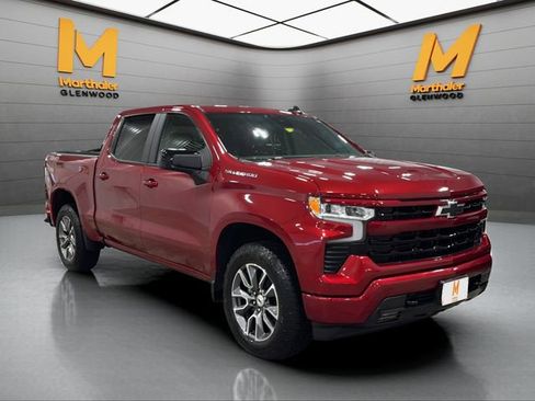 Used 2025 Chevrolet Silverado 1500 RST w/ Protection Package image 2