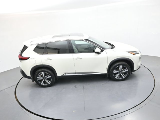 Used 2023 Nissan Rogue SL FWD image 25