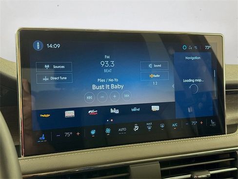 Used 2025 Lincoln Corsair Reserve w/ Equipment Group 202A image 27