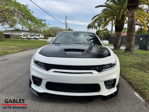 Used 2022 Dodge Charger Scat Pack RWD image 4