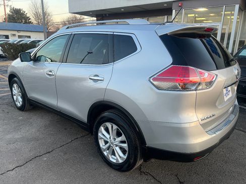 Used 2014 Nissan Rogue SV w/ SV Premium Package image 12