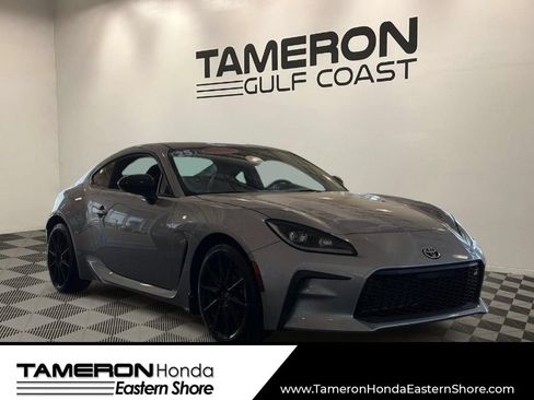 Used 2025 Toyota GR86 Premium RWD image 1