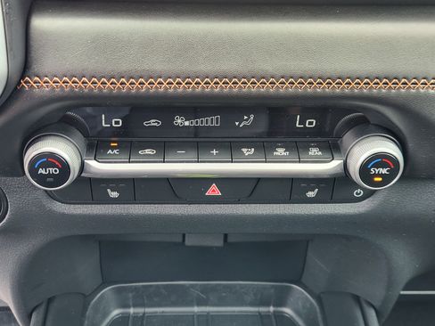 Certified 2025 MAZDA CX-50 AWD 2.5 Hybrid w/ Premium Pkg image 21