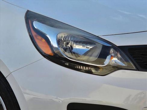 Used 2012 Kia Rio LX w/ PWR Pkg FWD image 4
