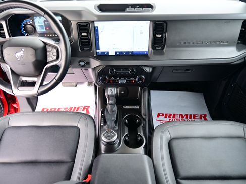 Used 2024 Ford Bronco Big Bend image 14