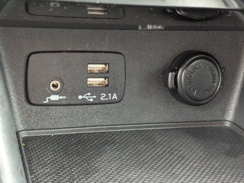 Used 2024 Subaru Forester Premium AWD/4WD image 28