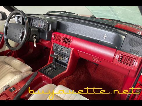 Used 1990 Ford Mustang GT RWD image 19