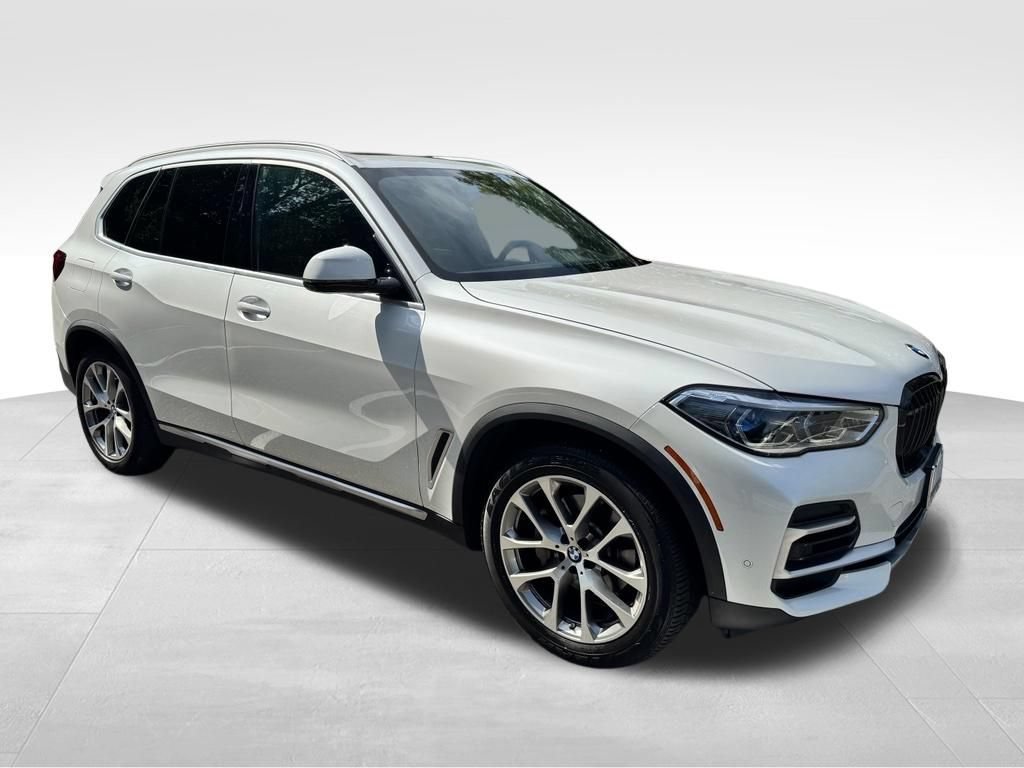 Used 2023 BMW X5 xDrive40i w/ Executive Package AWD/4WD image 17