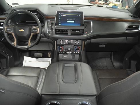 Used 2024 Chevrolet Tahoe High Country w/ Premium Package AWD/4WD image 30